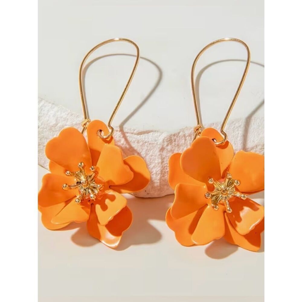 🧡 NEW Orange & Gold Flower Dangle Earrings 🧡